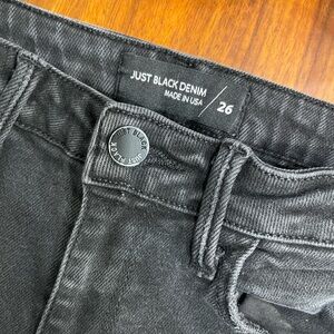 Just Black Denim size 26 Black cropped flare jean